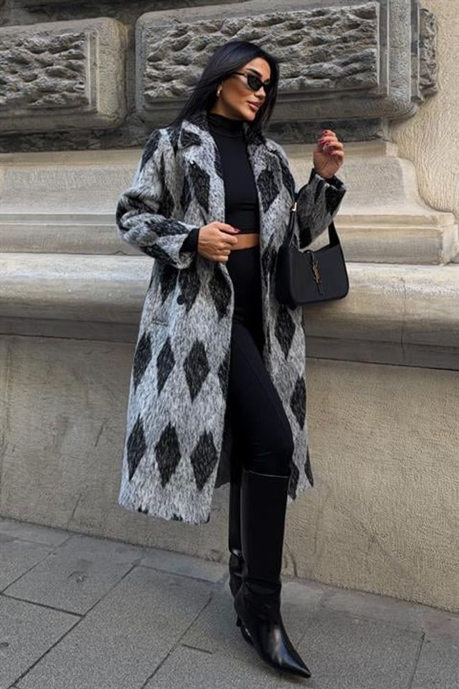 Sobe Istanbul Zwarte Elegante Geruite Lange Enkelrijige Jas Met Knopen En Rechte Zak Groothandel Kleding Casual