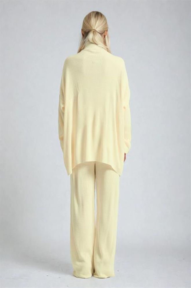 Sobe Istanbul Sarı Gündelik Spor Seti Kapüşonlu Yaka Ve Palazzo Pantolonlu Toptan Giyim İş