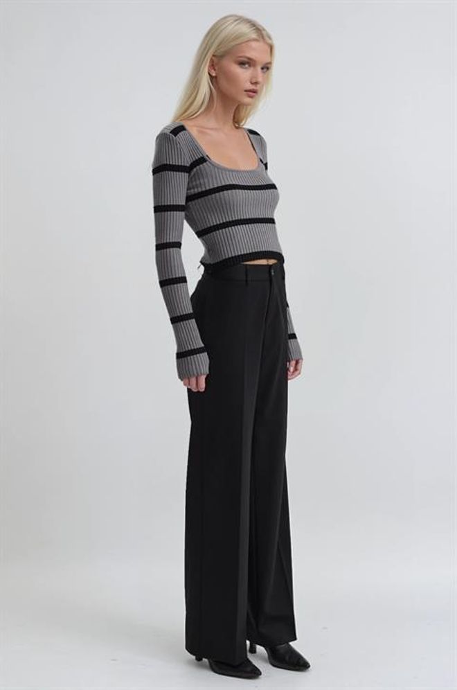 Sobe Istanbul سترة رمادي بقصة ضيقة مخططة قصيرة الرقبة مربعة ملابس بالجملة غير رسمي