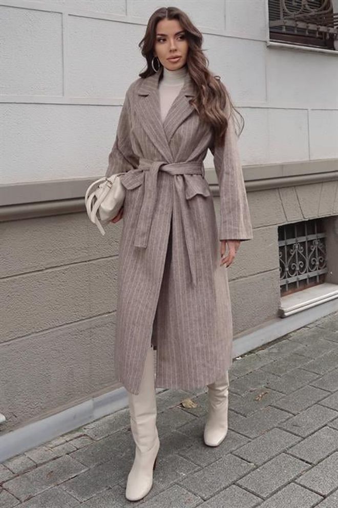 Sobe Istanbul Beige Elegante Wrapover Jas Met Gekerfde Kraag Groothandel Kleding Vintage