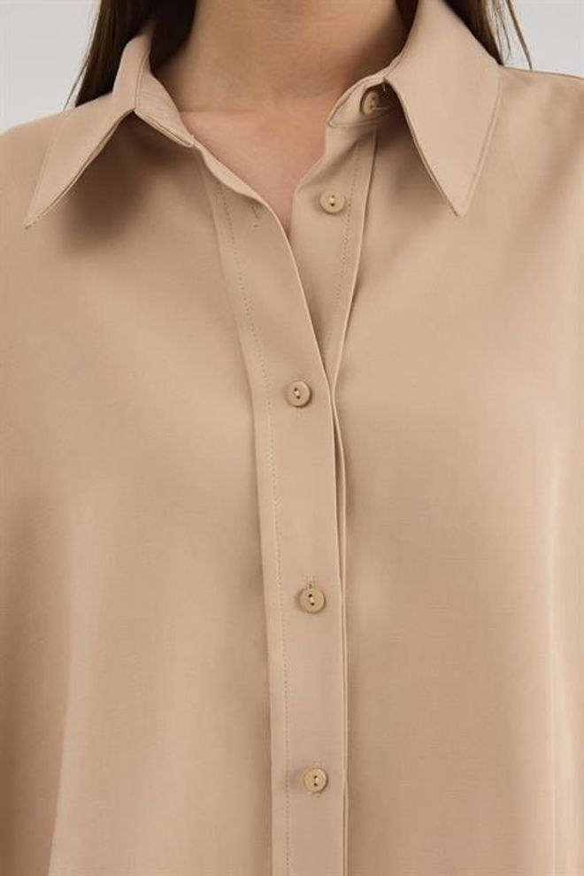 Sobe Istanbul Beige Oversized Fit Buttoned Shirt With Notched Neck Wholesale Clothing 5