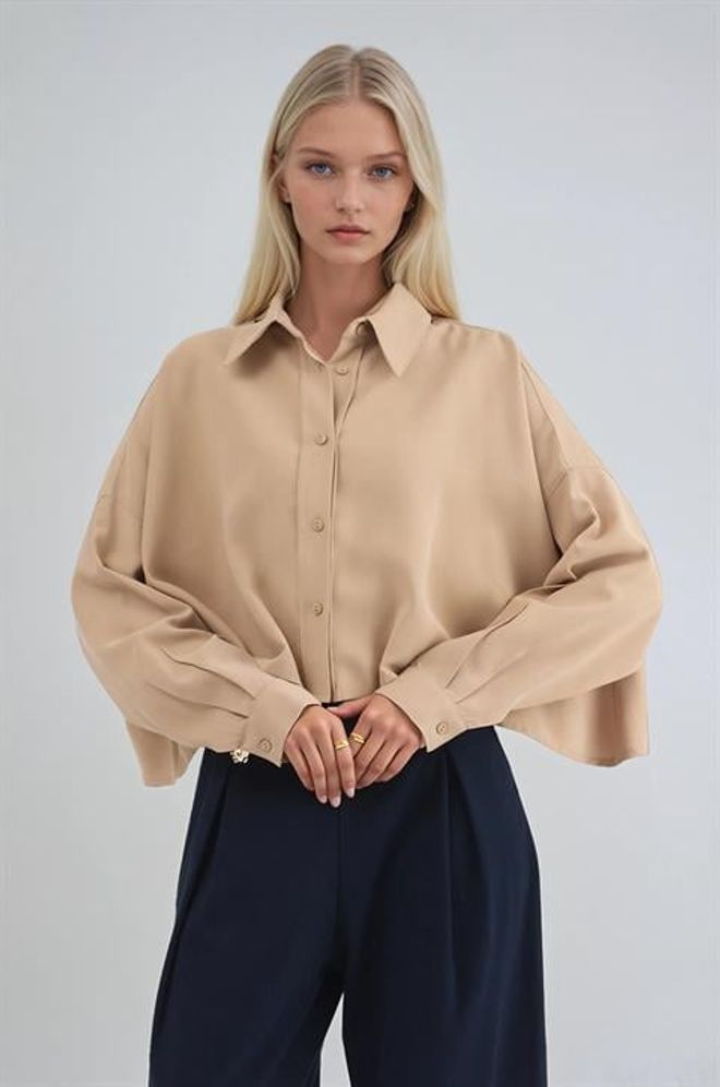 Sobe Istanbul Camisa Beige Oversize Abotonada Con Cuello Entallado Ropa al por mayor Casual