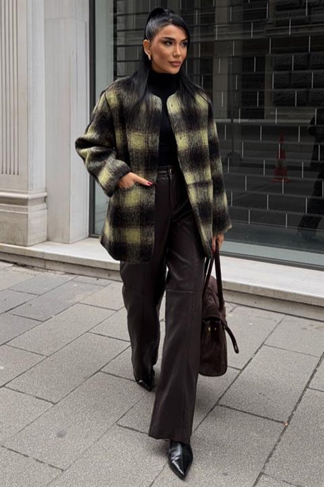 Sobe Istanbul Black Oversized Fit Single Breasted Checkered Coat Wholesale Clothing 1