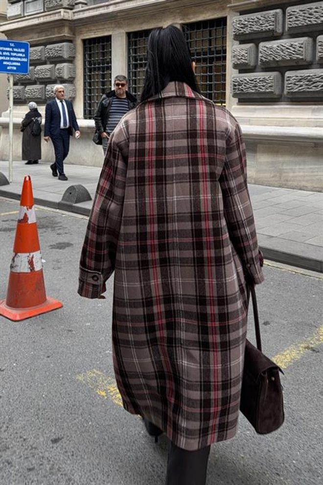 Sobe Istanbul Brown Double Breasted Plaid Coat With Flap Pockets Wholesale Clothing Lounge