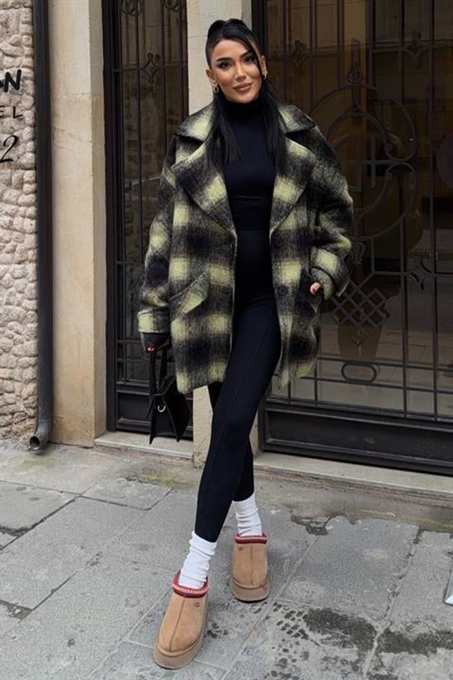 Sobe Istanbul Black Checkered Single Breasted Oversized Coat Wholesale Clothing 1