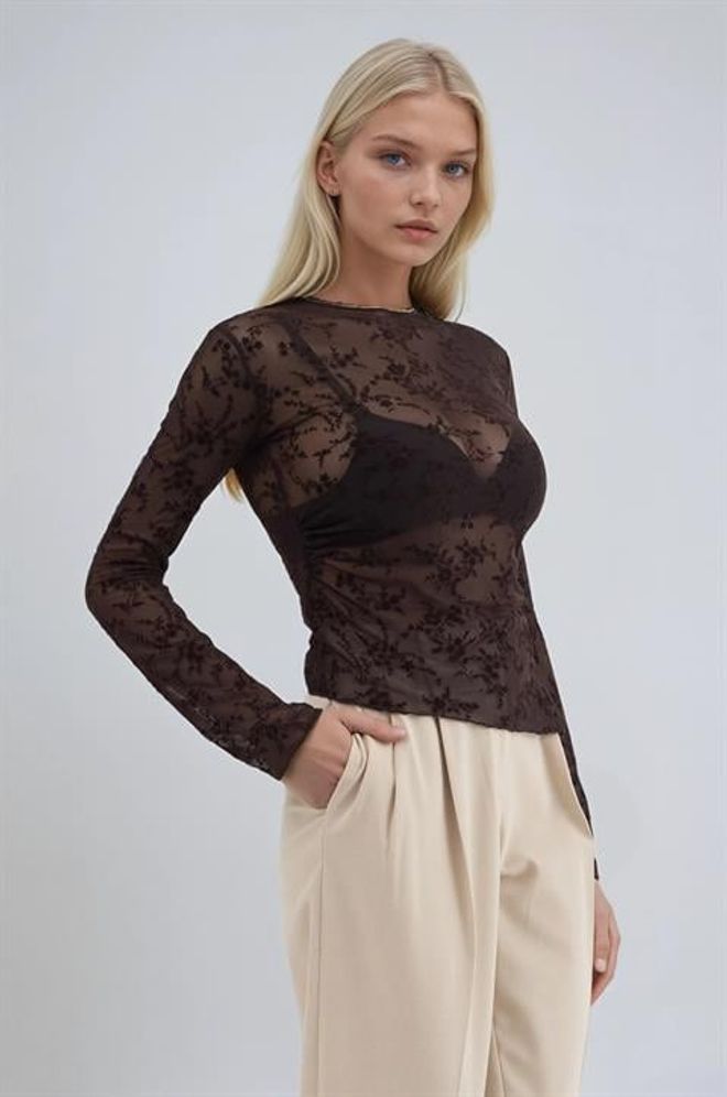 Sobe Istanbul بلوزة سوداء منقوشة بالأزهار بقصة ضيقة وأكمام طويلة ملابس بالجملة 1