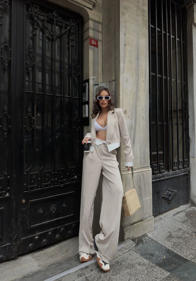 Sobe Istanbul Комплект Гарнирано Мини Яке Бежово Дрехи на едро Официален