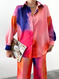 Una modella di abbigliamento all'ingrosso indossa 39819 - Suit - Mix Color, vendita all'ingrosso turca di Abito di Sobe