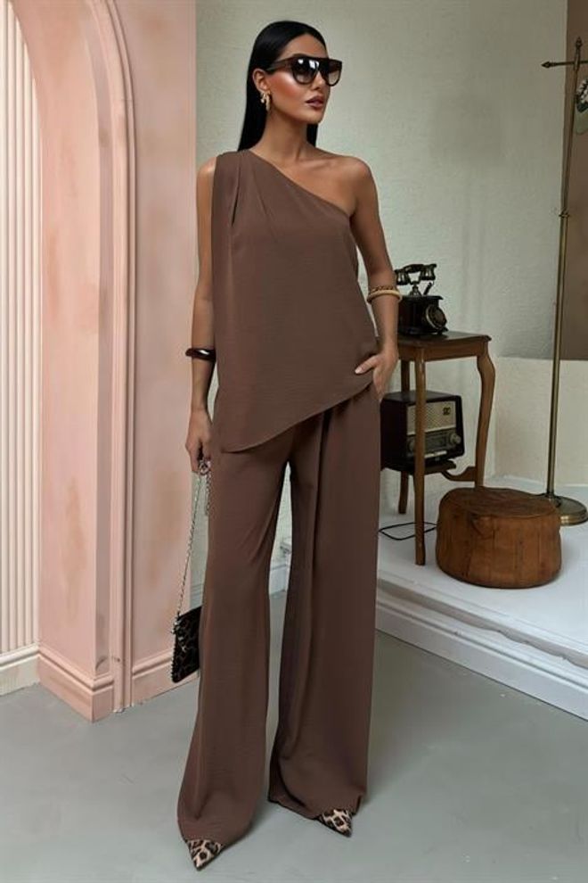 Sobe Istanbul Ekipa Ayrobin Z Enim Ramenom Oblačila na debelo Eleganten