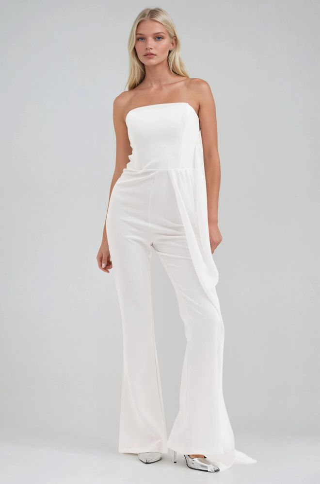 Sobe Istanbul White Tailored Slim Fit Strapless Jumpsuit Wholesale Clothing 1
