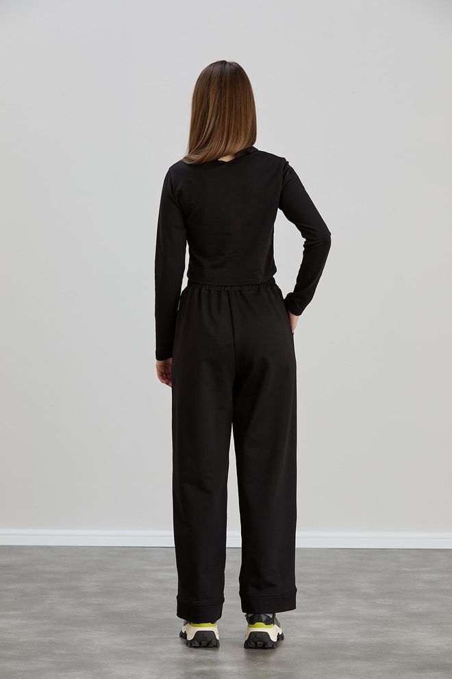 Sortie Collection Half Turtleneck Long Sleeve T shirt Black Wholesale Clothing 4