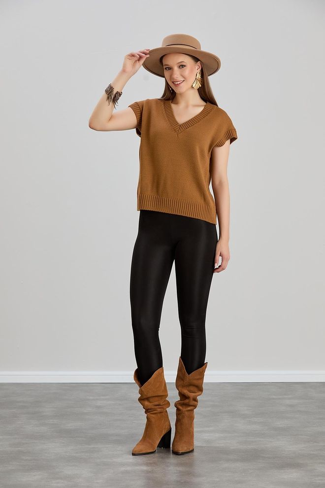 Sortie Collection Trui Met V hals Aarde Groothandel Kleding Casual
