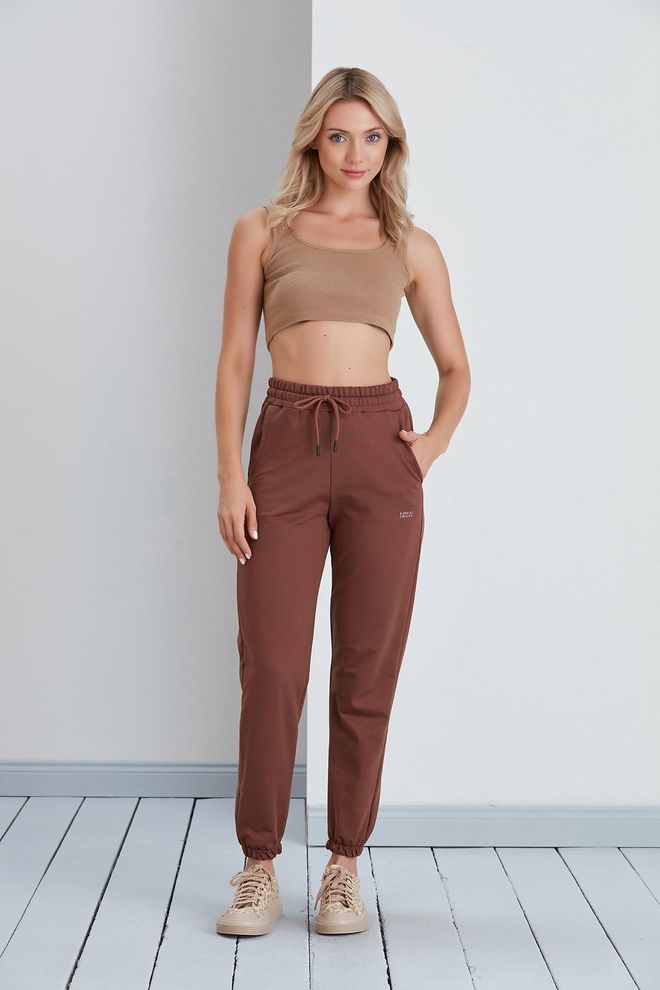 Sortie Collection Jogginghose Aus Gekämmter Baumwolle Mit Elastischem Bündchen In Braun Großhandelskleidung Sport