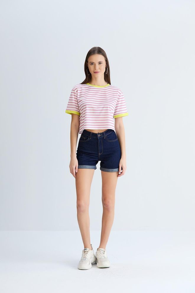 Sortie Collection Striped Crop T shirt Pink Wholesale Clothing No Fabric
