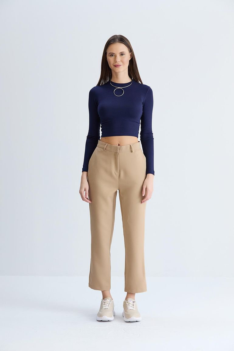 Productos de ropa de mujer al por mayor de Sortie Collection.