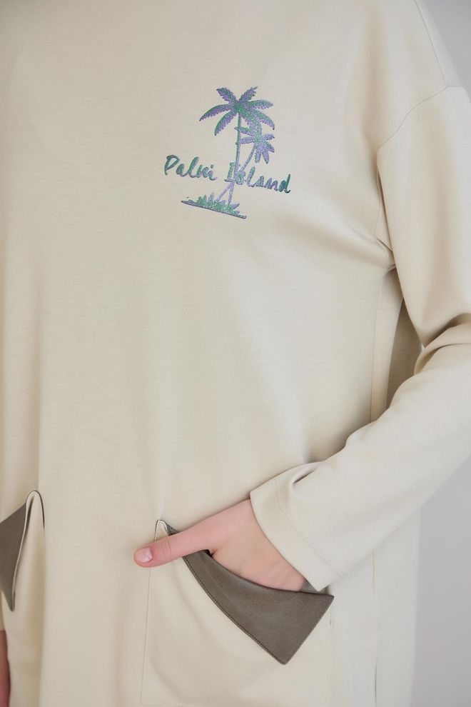 Sortie Collection Tuta Beige Con Pantaloni Palazzo E Tasche Applicate Abbigliamento all'ingrosso Lavoro