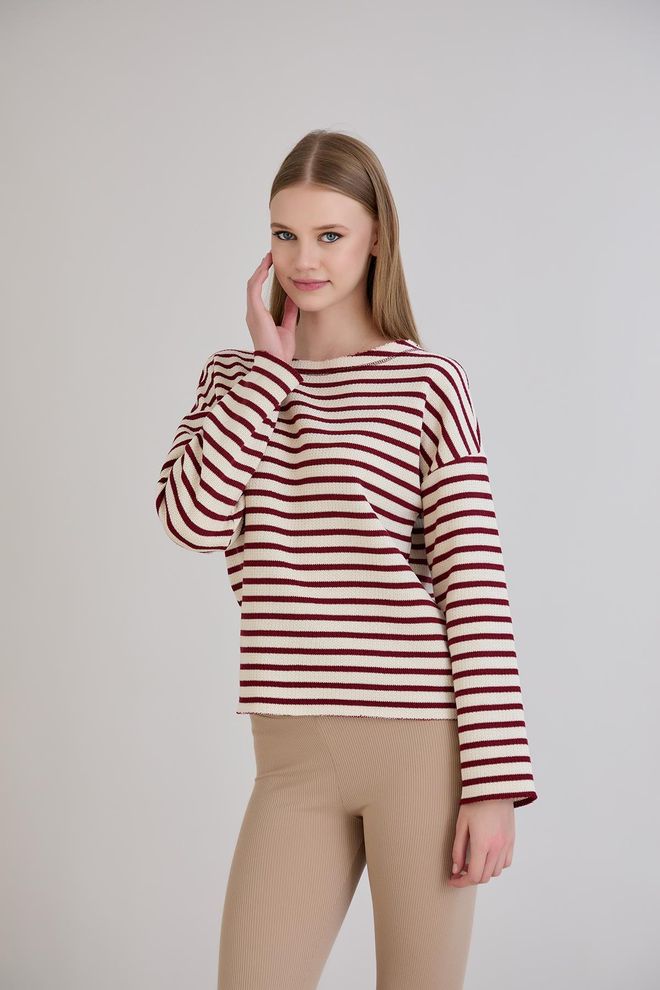 Sortie Collection Maglione Beige A Righe Con Scollo A Barca Abbigliamento all'ingrosso 5