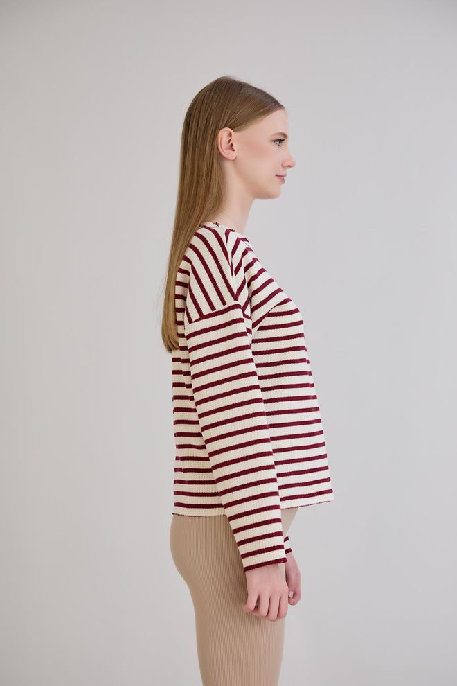 Sortie Collection Maglione Beige A Righe Con Scollo A Barca Abbigliamento all'ingrosso Lavoro