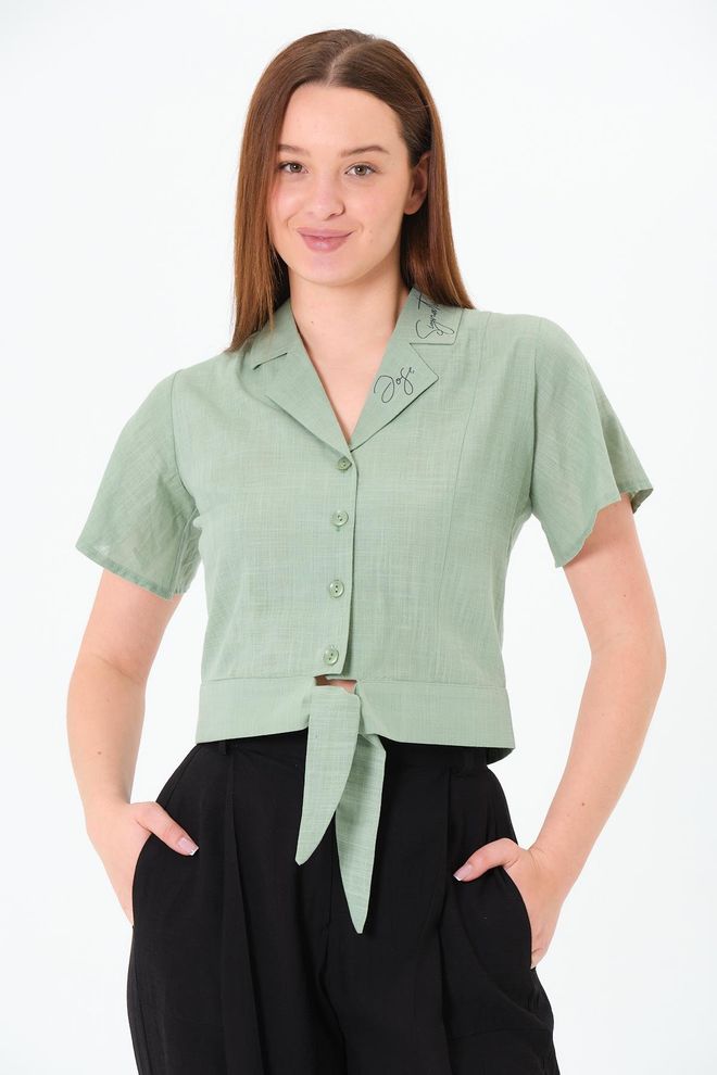 Sortie Collection Chemise Courte Verte Décontractée Et Élégante Avec Encolure Échancrée Vêtements en gros Décontracté
