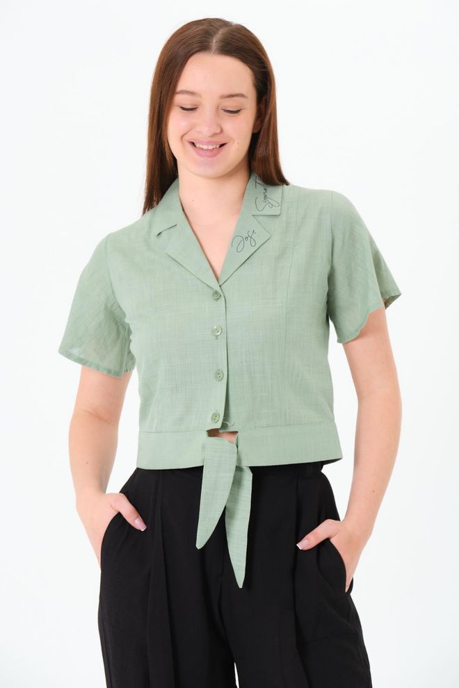 Sortie Collection Green Casual Elegant Crop Shirt With Notched Neck Wholesale Clothing Spring