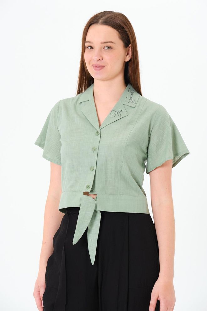 Sortie Collection Green Casual Elegant Crop Shirt With Notched Neck Wholesale Clothing Lounge