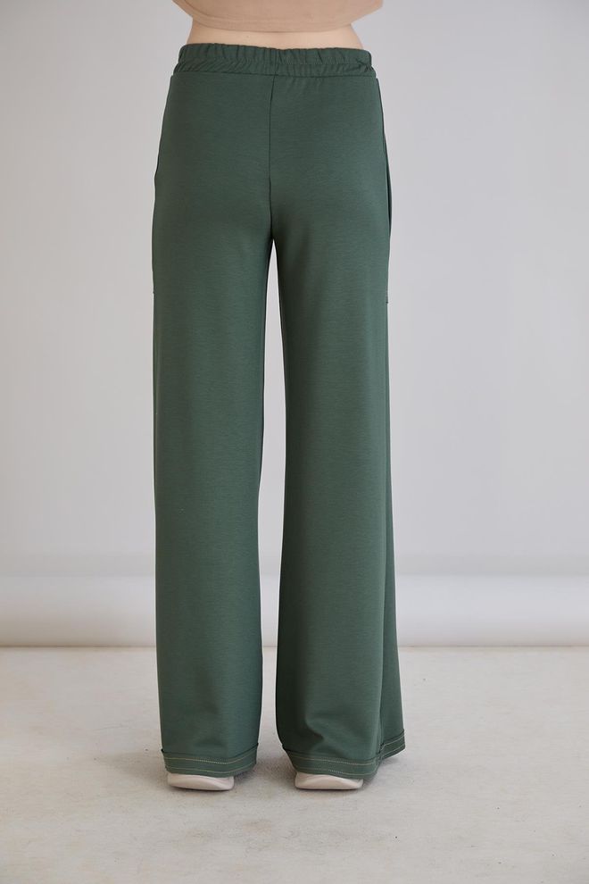 Sortie Collection Green Sweatpants Jogger With Wide Leg And Patch Pocket Wholesale Clothing Lounge