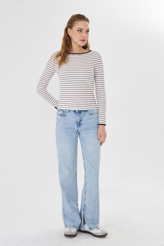 Sortie Collection Biała Paskowana Bluzka Slim Fit Hurtowa sprzedaż odzieży Wiosna