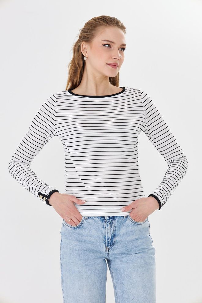 Sortie Collection Biała Prążkowana Bluzka Slim Fit Hurtowa sprzedaż odzieży 5