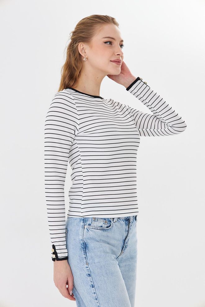 Sortie Collection Biała Prążkowana Bluzka Slim Fit Hurtowa sprzedaż odzieży Praca