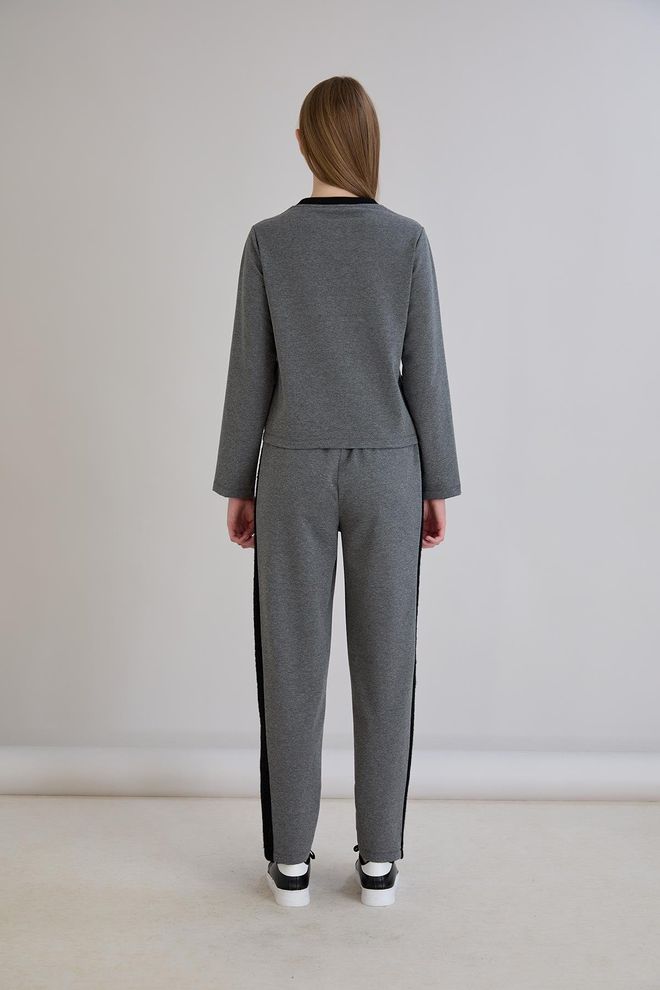 Sortie Collection Set Sportivo Casual Grigio Con Pantaloni Jogger Abbigliamento all'ingrosso 1