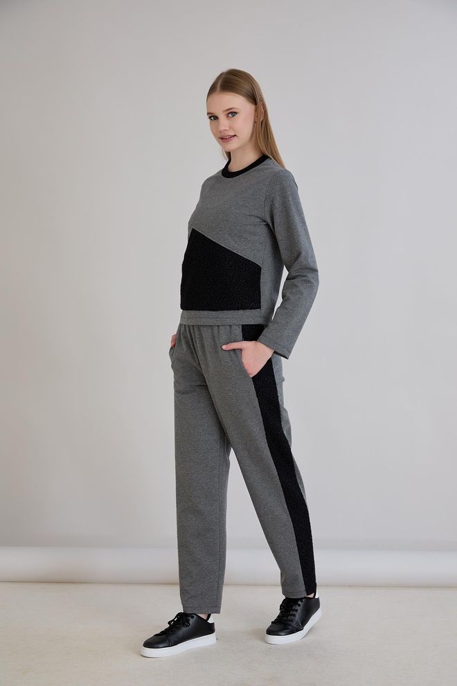 Sortie Collection Set Sportivo Casual Grigio Con Pantaloni Jogger Abbigliamento all'ingrosso 5