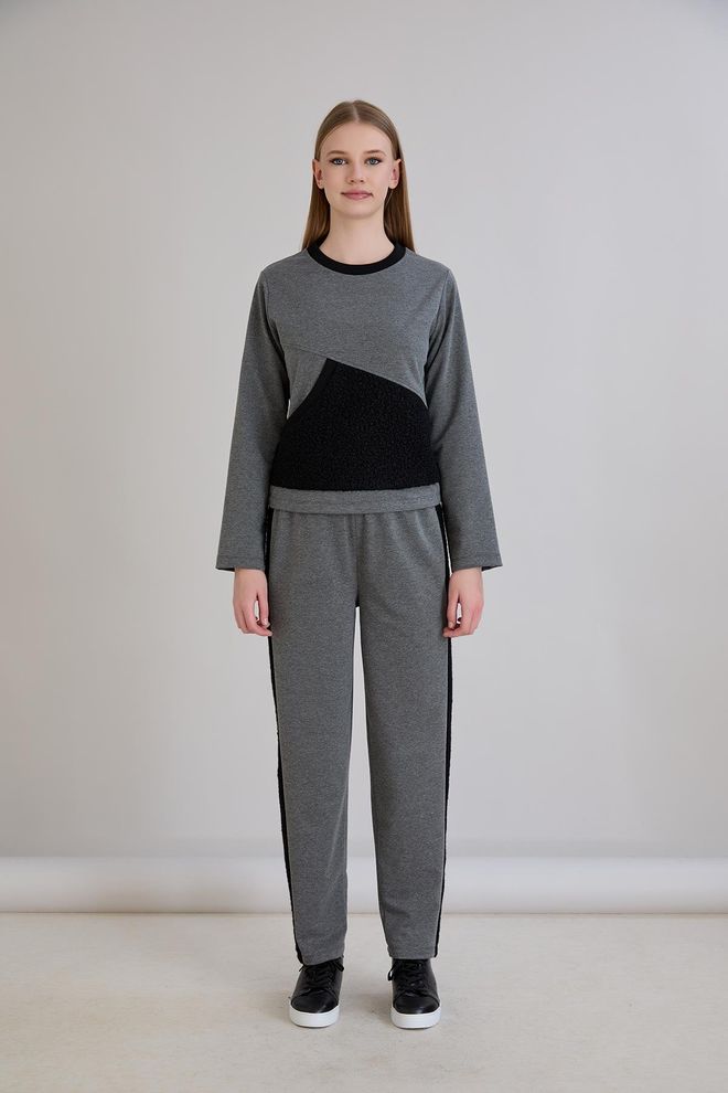 Sortie Collection Set Sportivo Casual Grigio Con Pantaloni Jogger Abbigliamento all'ingrosso Lavoro