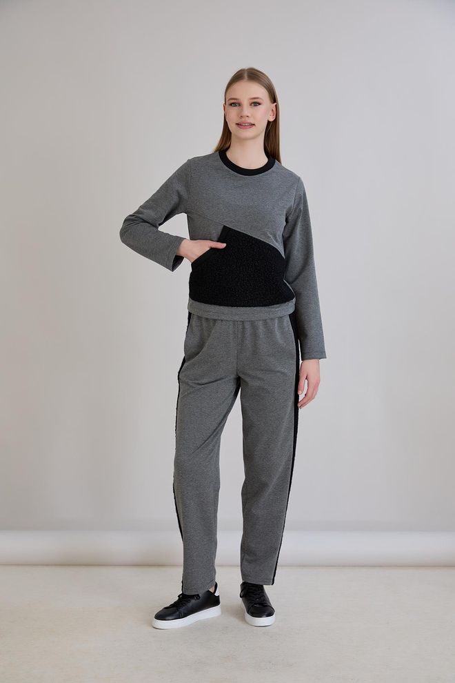 Sortie Collection Set Sportivo Casual Grigio Con Pantaloni Jogger Abbigliamento all'ingrosso Autunno