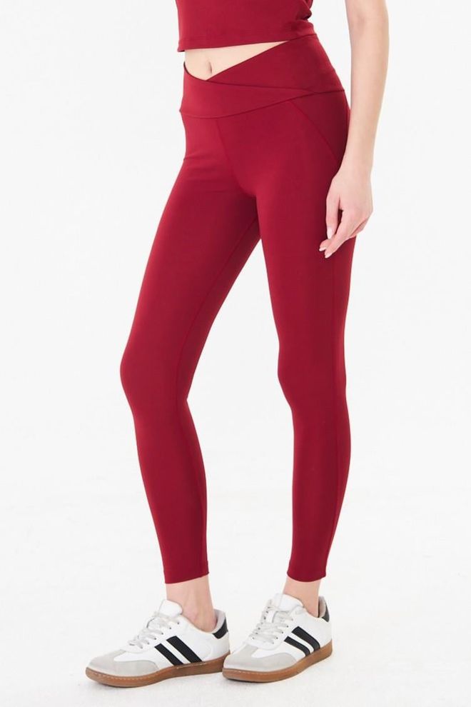 Sortie Collection Claret Red Leggings With High Waist And Zipper Pocket Wholesale Clothing Lounge