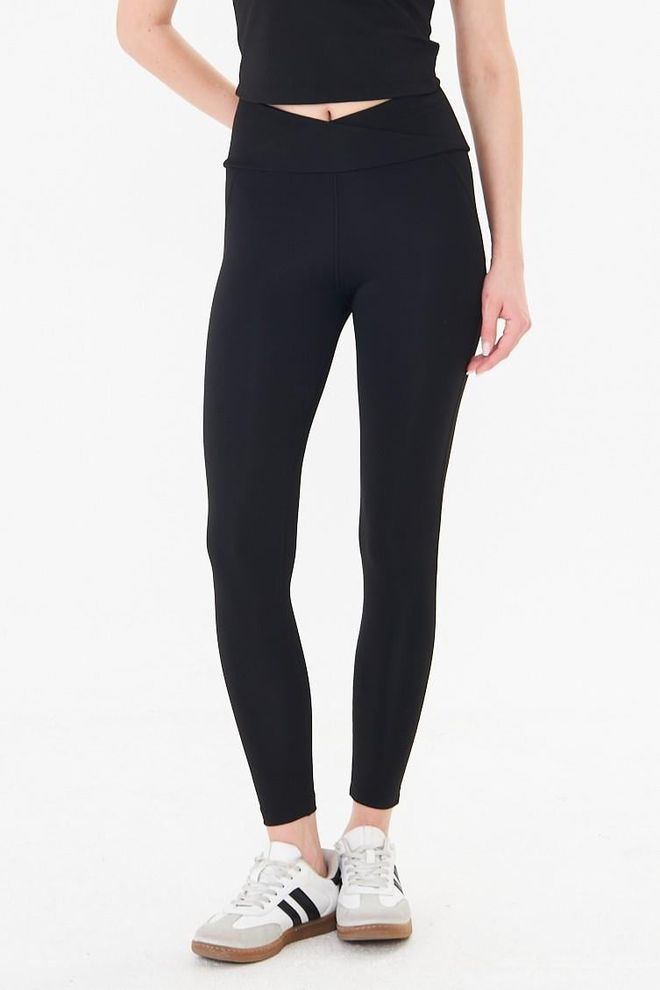 Sortie Collection Crne Tajice Visoki Struk Uske Nogavice S Džepom S Patentnim Zatvaračem Veleprodaja odjeće 5