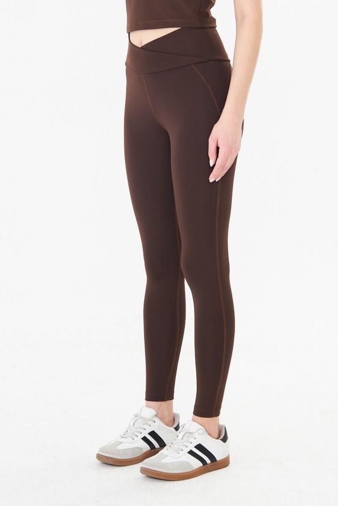 Sortie Collection Brown Sport Casual Leggings With Zipper Pocket Wholesale Clothing 5