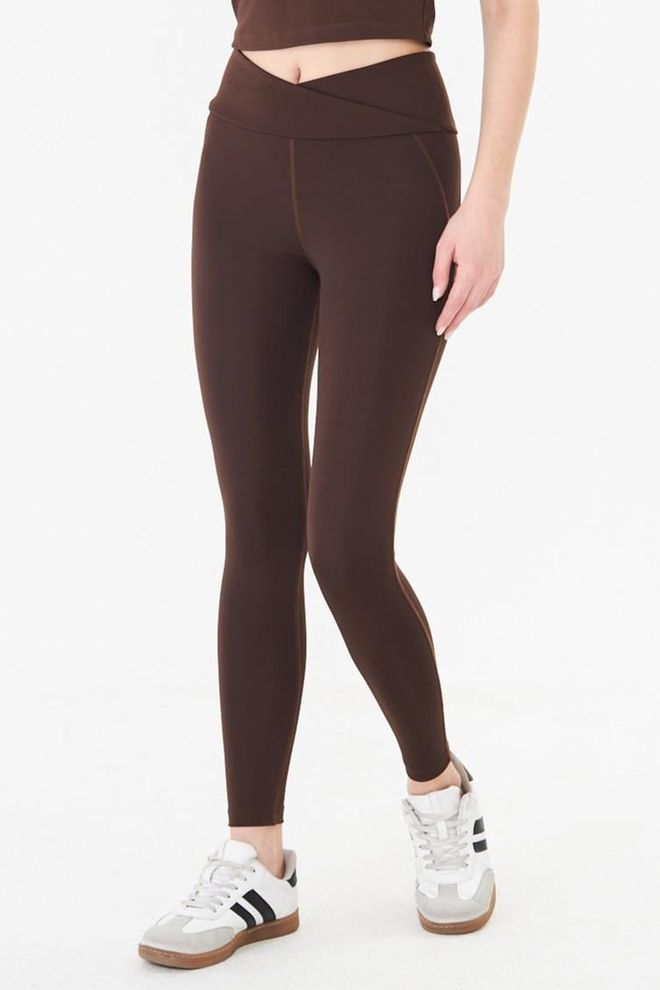 Sortie Collection Brown Sport Casual Leggings With Zipper Pocket Wholesale Clothing Sport