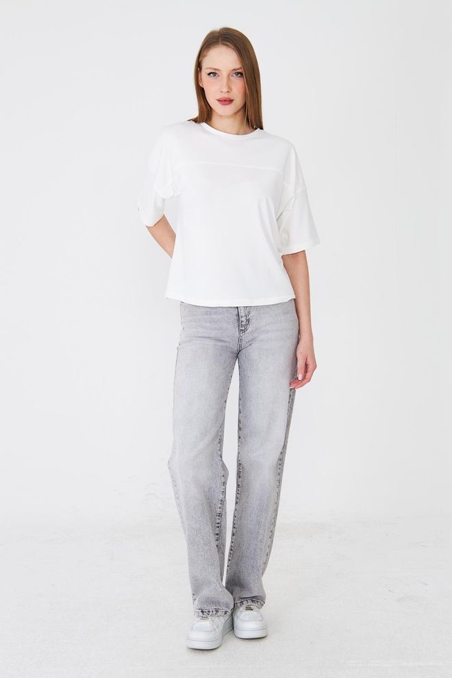 Sortie Collection Maglietta Bianca Casual Vestibilità Oversize Abbigliamento all'ingrosso Primavera