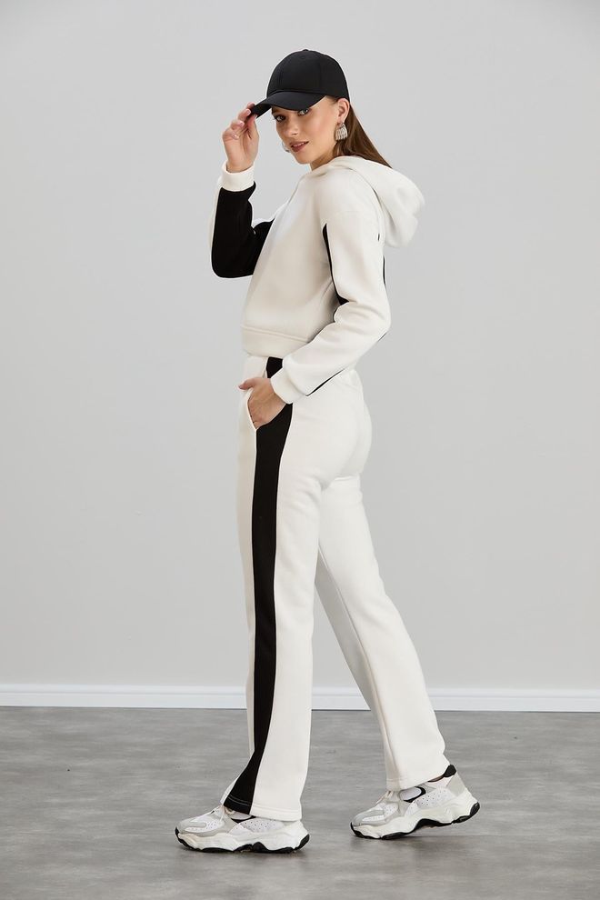 Sortie Collection White Casual Sport Streetwear Set Wholesale Clothing Work