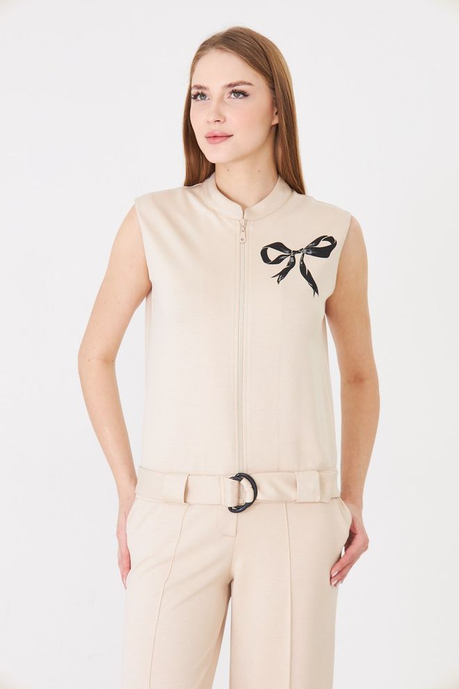 Sortie Collection Bež Casual Telovnik Na Zadrgo Z Vtisom Črk Oblačila na debelo Ležerno