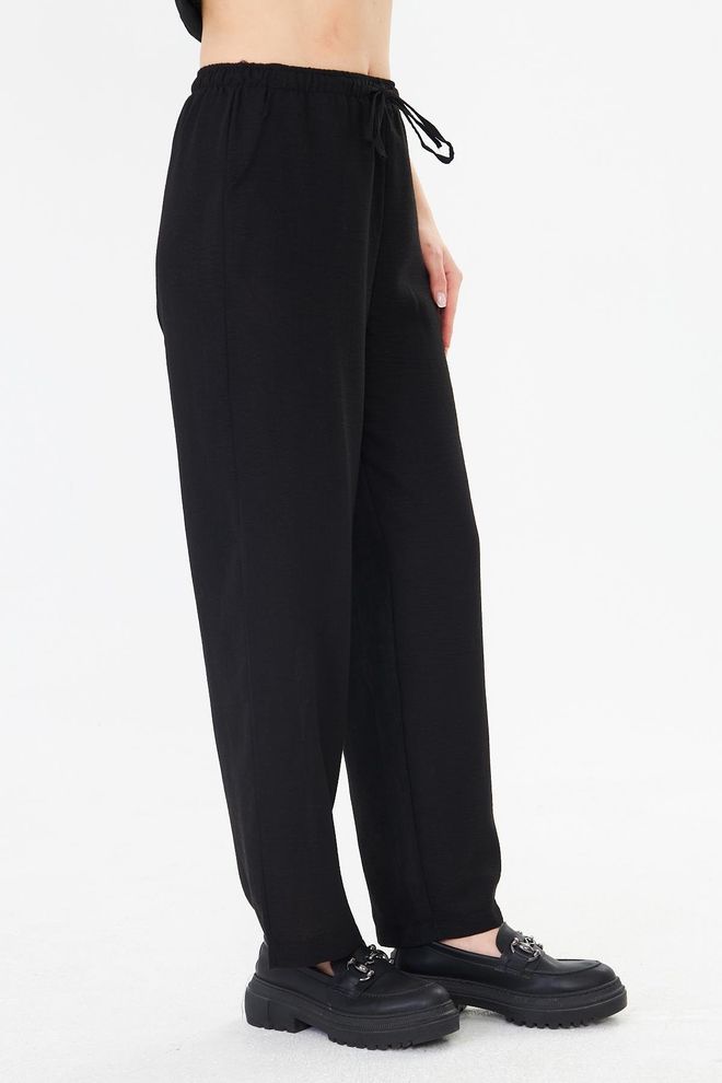 Sortie Collection Black Tapered Carrot Pants With Drawstring Closure Wholesale Clothing 5