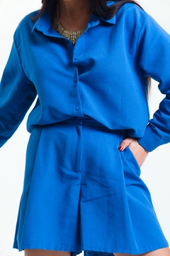 Модел на дрехи на едро носи SLA10024 - Shorts Linen Set, турски едро Костюм на Slash