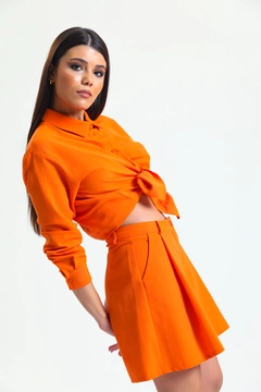 Ένα μοντέλο χονδρικής πώλησης ρούχων φοράει SLA10026 - Shorts Linen Set, τούρκικο Ταγέρ χονδρικής πώλησης από Slash