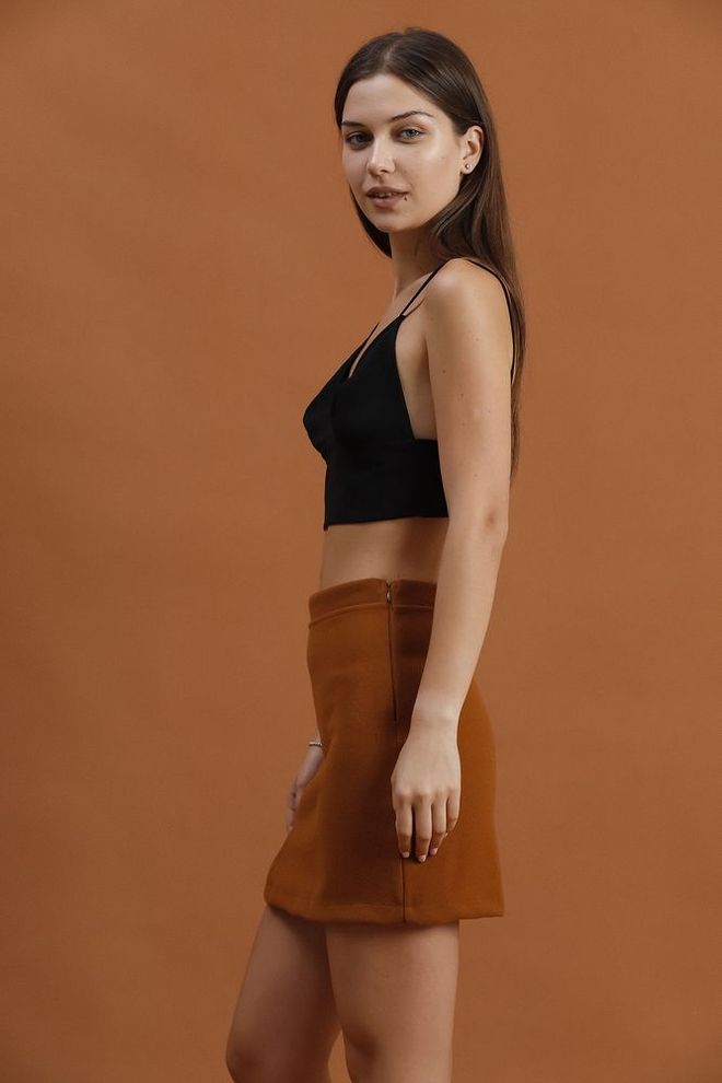 Topshow تنورة قصيرة بفتحة مفصلة باللون البني ملابس بالجملة قِرَان