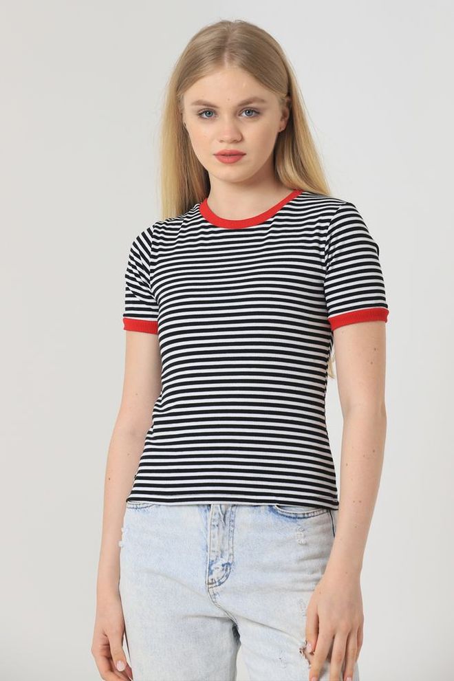 Topshow T shirt a righe Nera e rossa Abbigliamento all'ingrosso Casuale