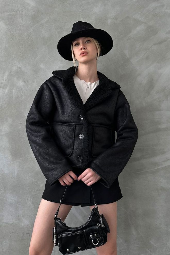 Topshow Czarny czarny futro F 1553 z nubukowym kołnierzem Hurtowa sprzedaż odzieży 2