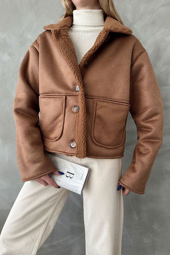 Topshow Futro Z Nubuku I Kołnierzem Camel Hurtowa sprzedaż odzieży Jesień