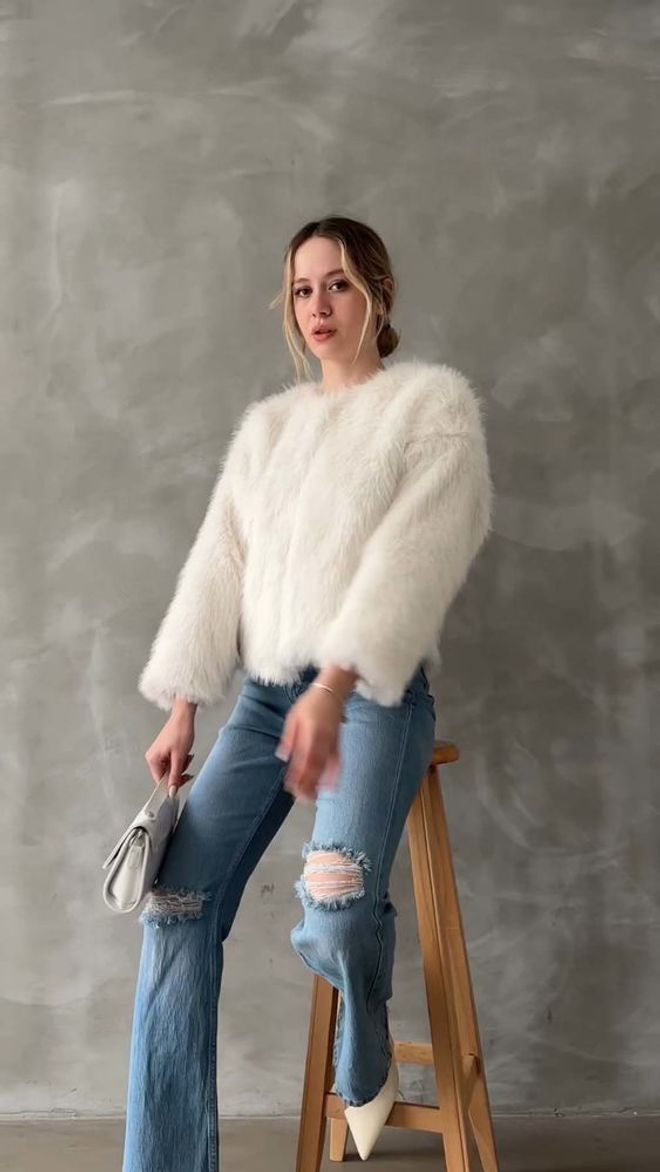 Topshow Cream F 1615 Feather Vest Wholesale Clothing 2