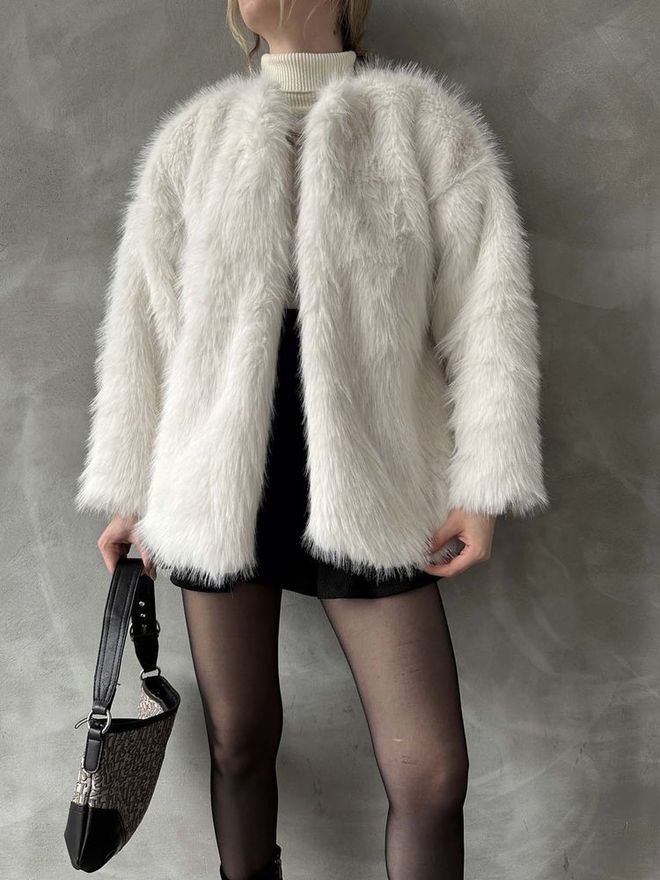 Topshow Cream Plush Coat Wholesale Clothing Fall