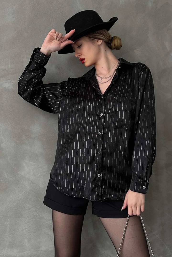 A wholesale clothing model wears top10719-silver-striped-gilded-shirt, Turkish wholesale Shirt of Topshow